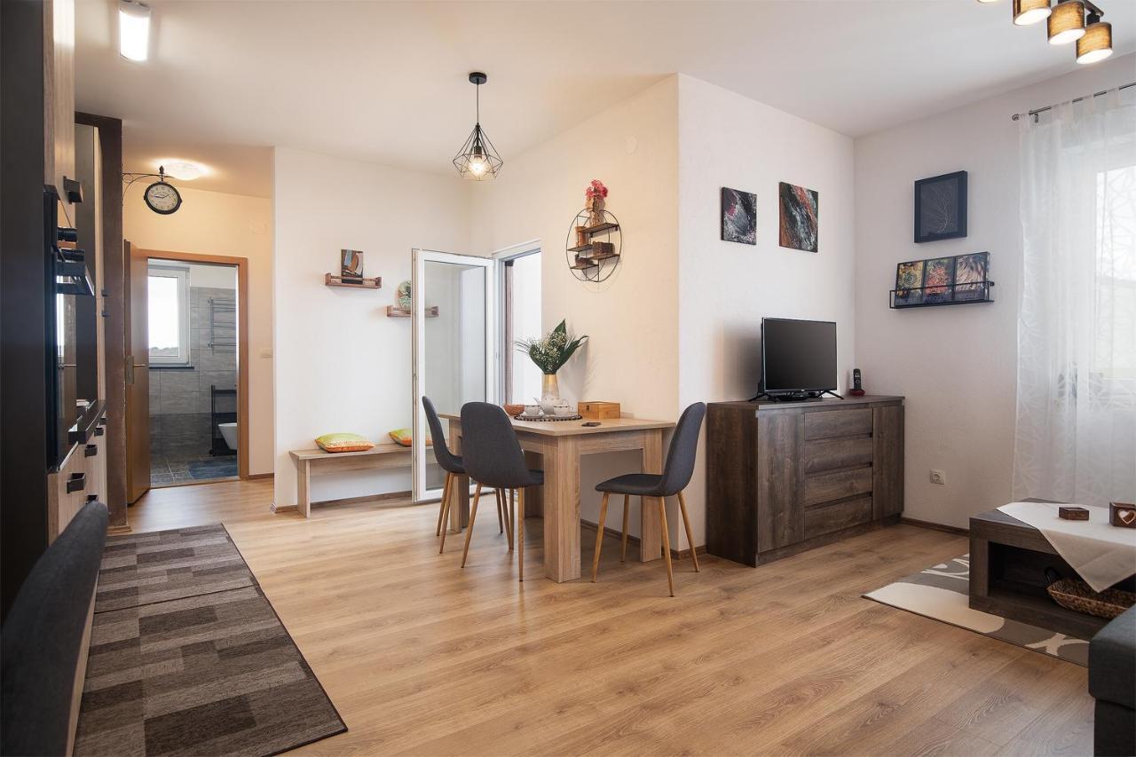 Apartment Little Gallery **** Rovinj Ngoại thất bức ảnh