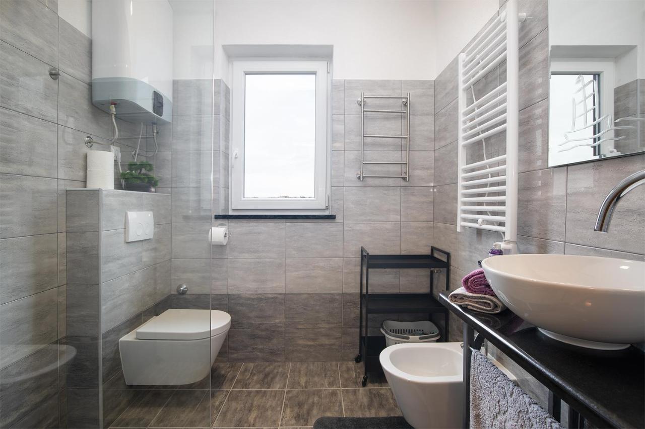 Apartment Little Gallery **** Rovinj Ngoại thất bức ảnh