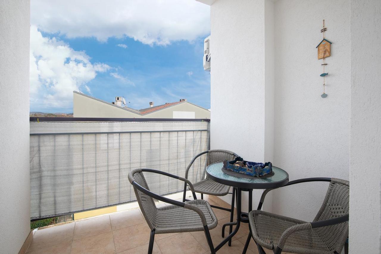 Apartment Little Gallery **** Rovinj Ngoại thất bức ảnh